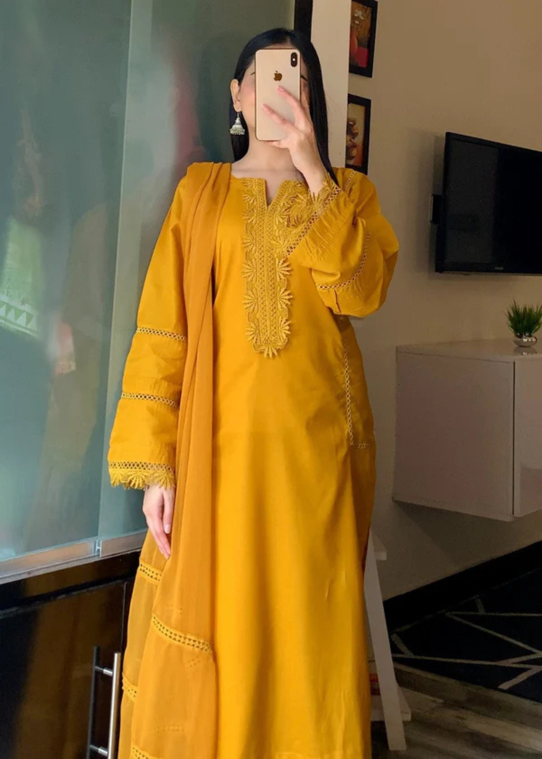Sonam 3pc Luxury Pret